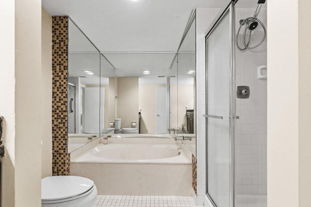 最近售出: $43,500 (2 贝兹, 2 浴室, 1521 平方英尺)