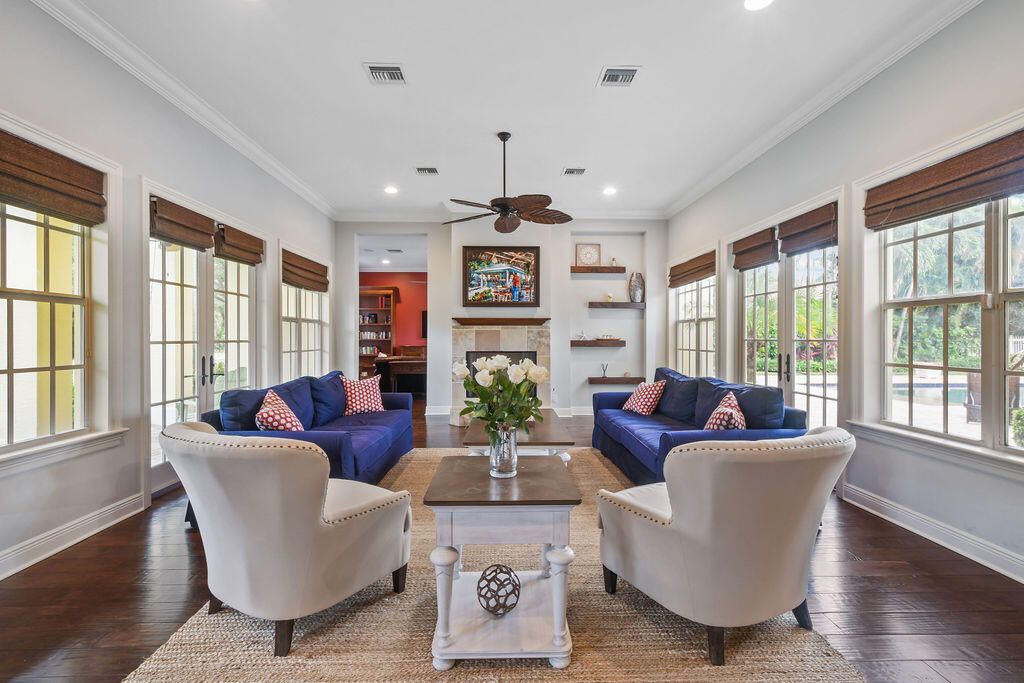 Recently Sold: $1,897,000 (4 beds, 4 baths, 5158 Square Feet)