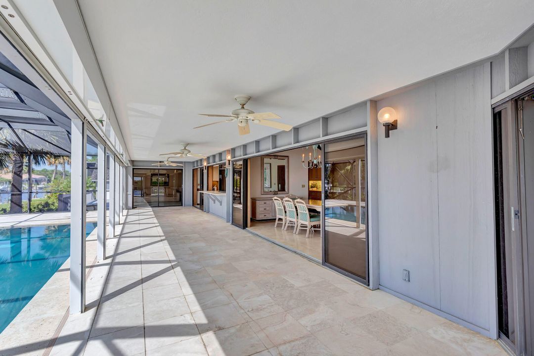Recently Sold: $3,200,000 (3 beds, 3 baths, 3355 Square Feet)
