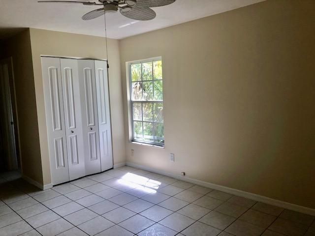 Recently Sold: $169,000 (2 beds, 2 baths, 971 Square Feet)
