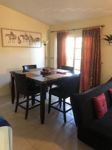 Recently Sold: $214,000 (2 beds, 2 baths, 1100 Square Feet)