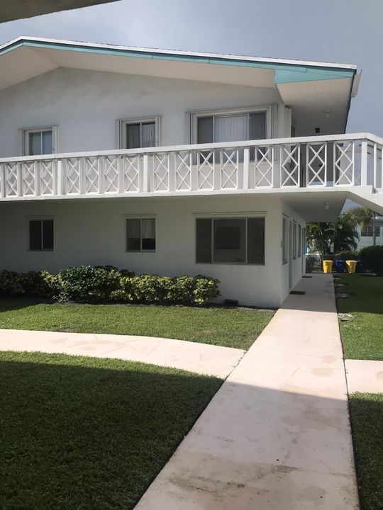 Vendido Recientemente: $74,900 (1 camas, 1 baños, 746 Pies cuadrados)