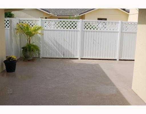 Recently Rented: $2,100 (3 beds, 2 baths, 1075 Square Feet)