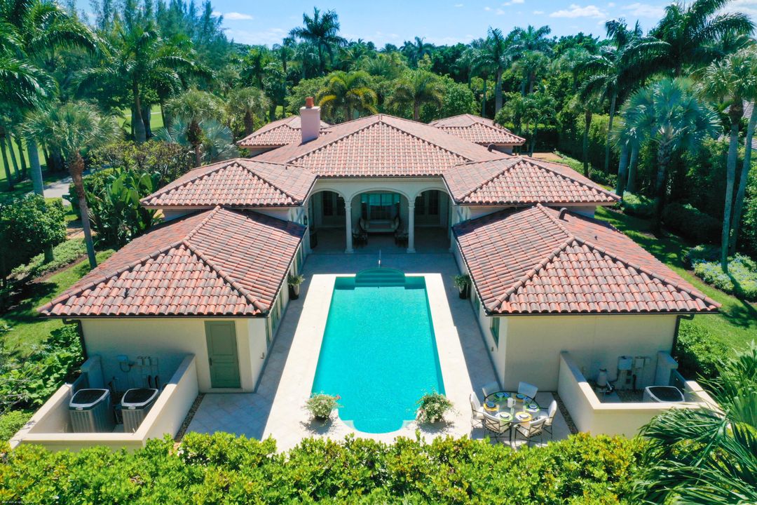 Recently Sold: $6,000,000 (4 beds, 4 baths, 3936 Square Feet)