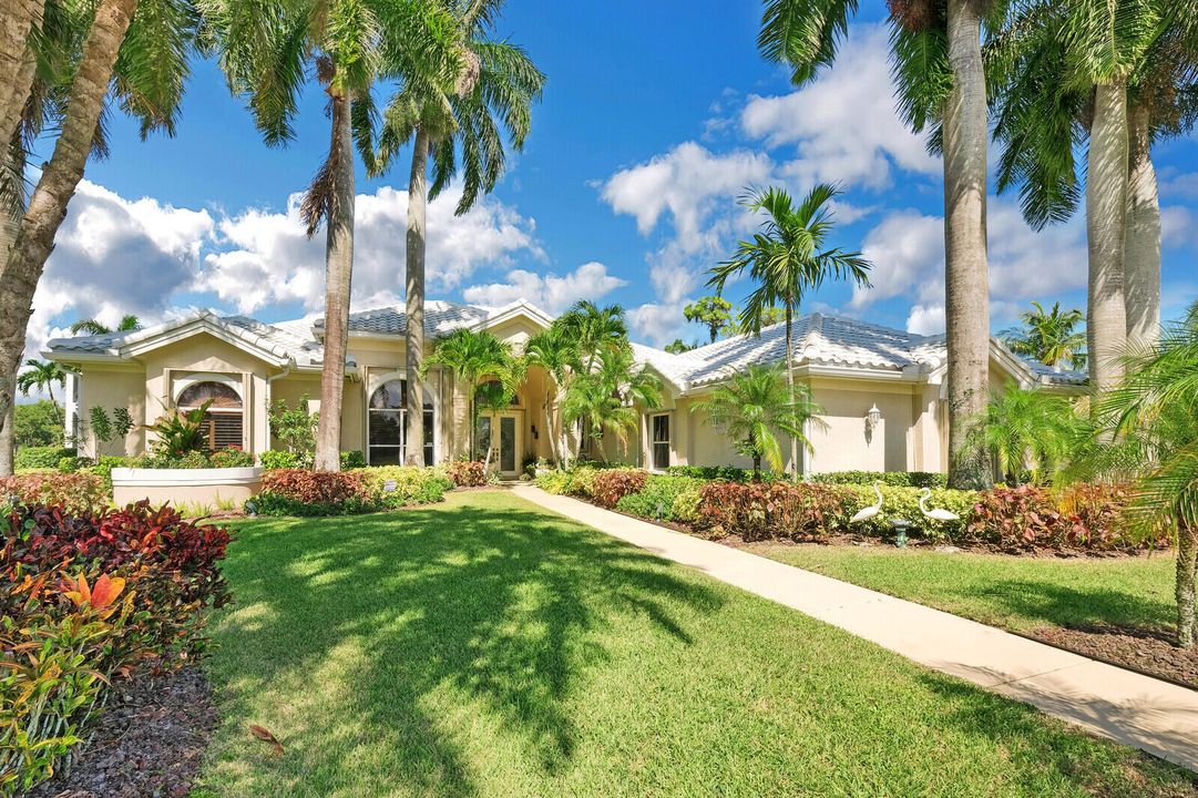 Recently Sold: $1,325,000 (5 beds, 5 baths, 4447 Square Feet)