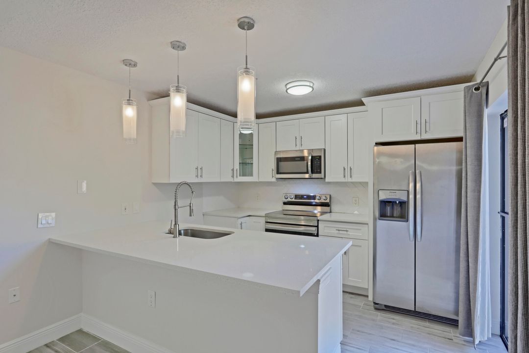 最近租的: $2,150 (2 贝兹, 2 浴室, 1236 平方英尺)