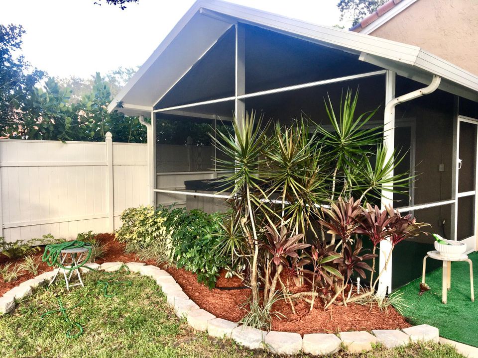 Recently Sold: $529,000 (3 beds, 2 baths, 1796 Square Feet)