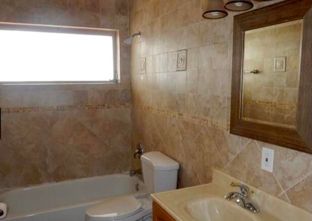 Недавно арендовано: $1,795 (2 спален, 2 ванн, 1010 Квадратных фут)