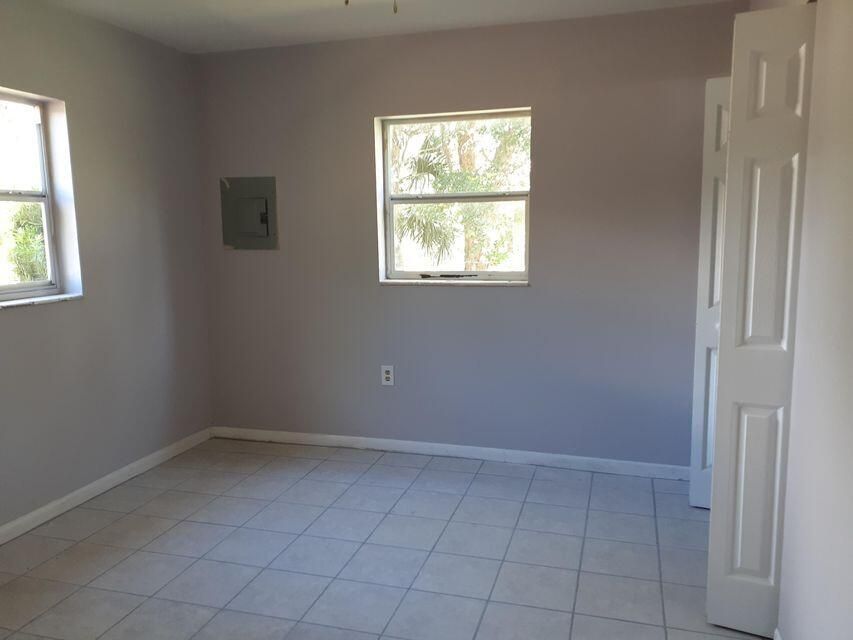 Recently Sold: $129,000 (2 beds, 1 baths, 800 Square Feet)