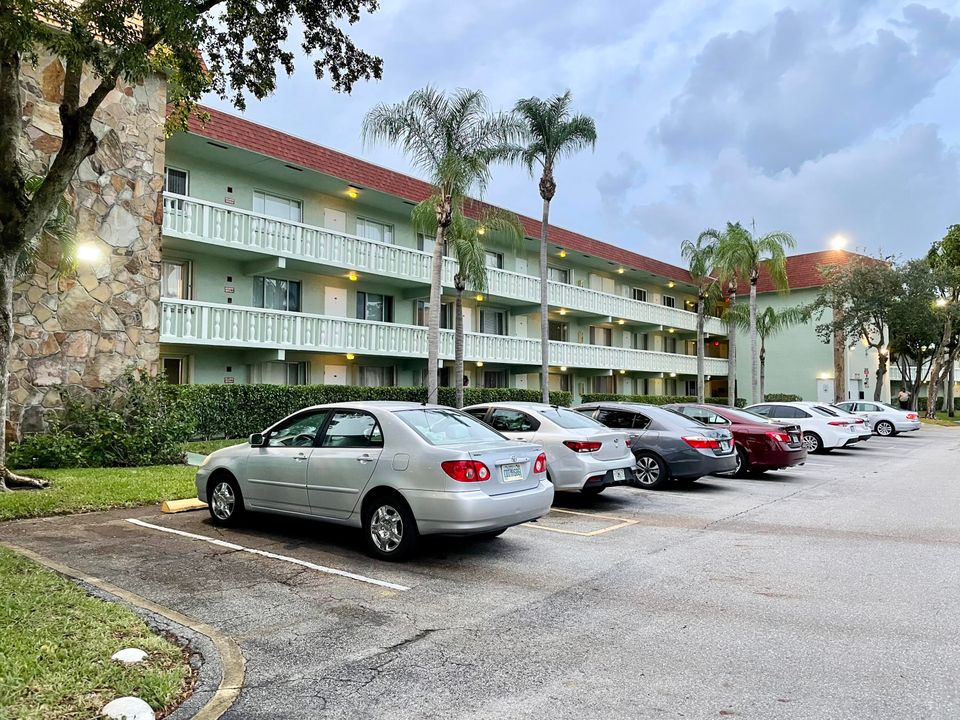 Recently Sold: $95,000 (2 beds, 1 baths, 865 Square Feet)