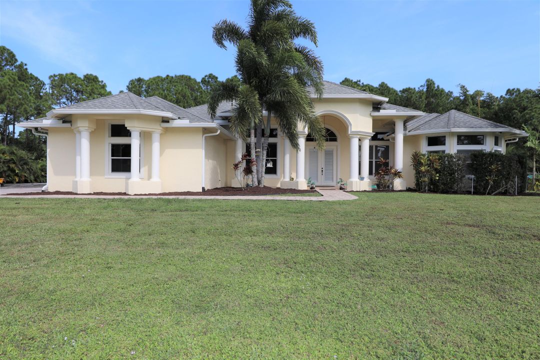 Recently Sold: $792,000 (4 beds, 3 baths, 2945 Square Feet)