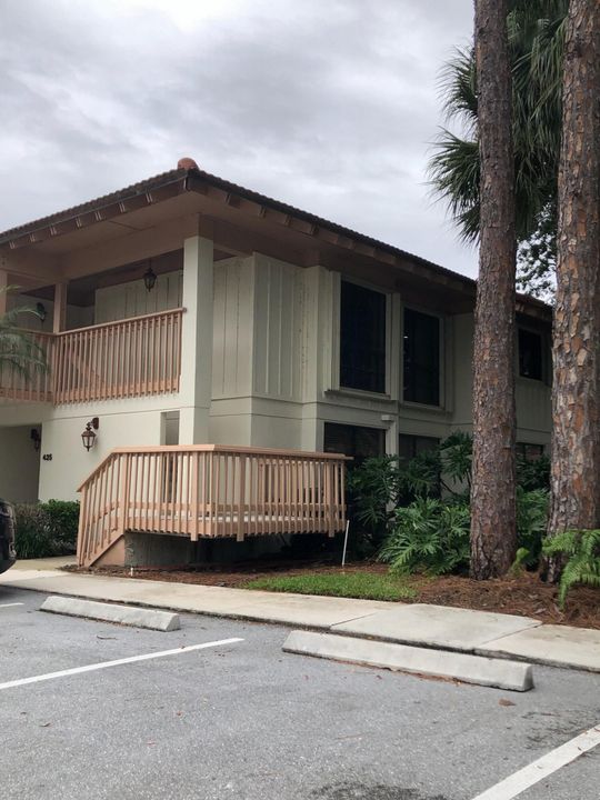 Recently Sold: $412,500 (2 beds, 2 baths, 1366 Square Feet)