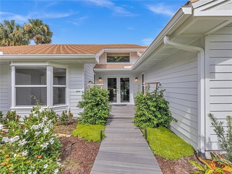Recently Sold: $1,799,000 (5 beds, 3 baths, 3686 Square Feet)