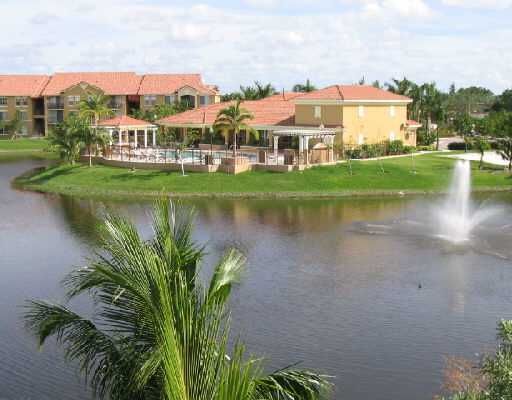 Recently Rented: $2,400 (2 beds, 2 baths, 1008 Square Feet)