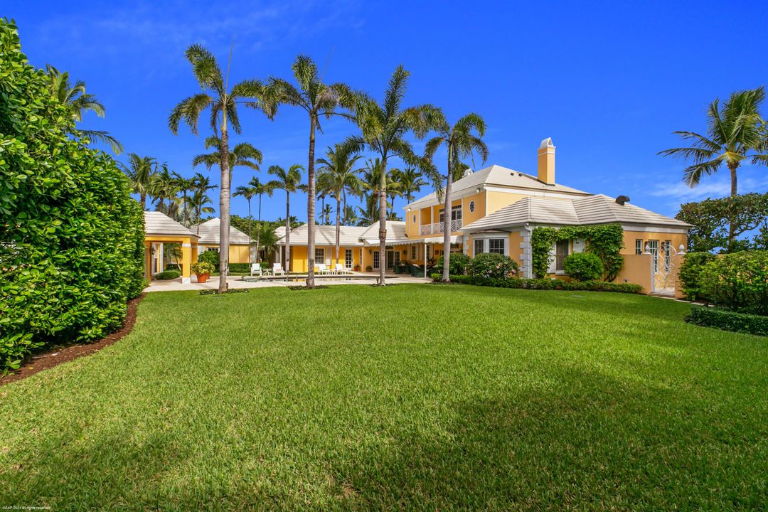 Recently Sold: $16,500,000 (5 beds, 6 baths, 7445 Square Feet)