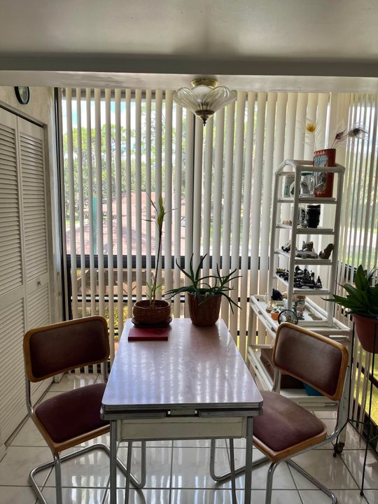 Recently Sold: $139,000 (1 beds, 1 baths, 1000 Square Feet)