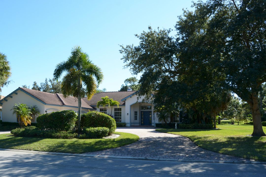 Recently Sold: $675,000 (4 beds, 2 baths, 3014 Square Feet)