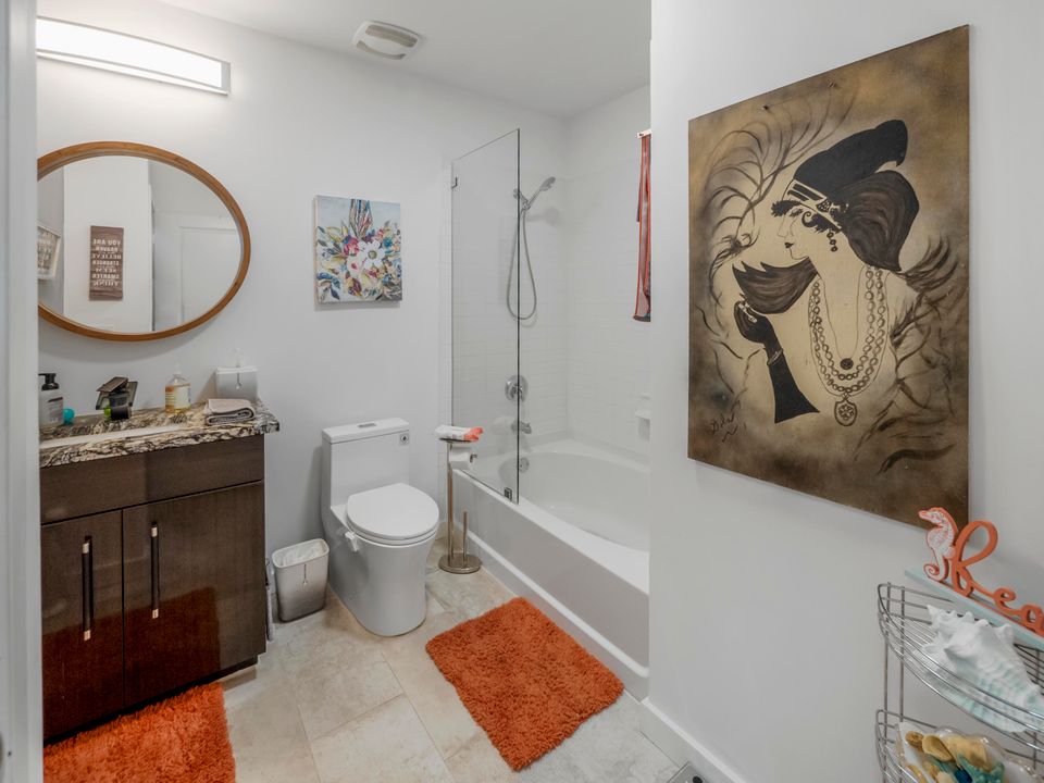 最近售出: $459,000 (2 贝兹, 2 浴室, 1386 平方英尺)