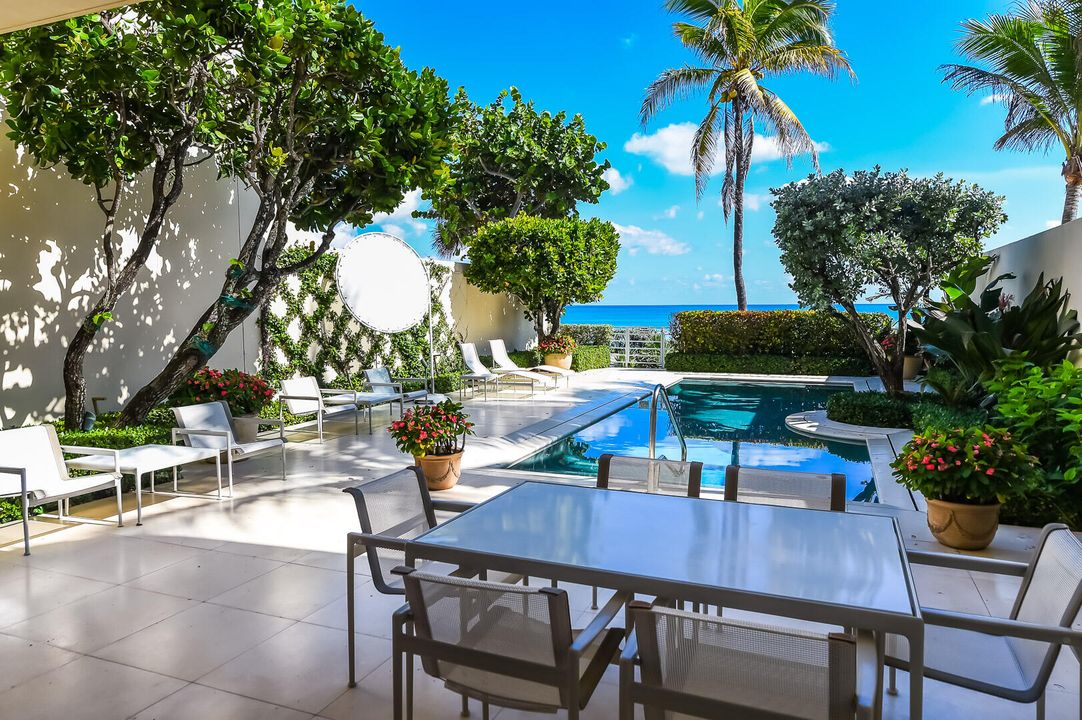 Recently Sold: $7,500,000 (2 beds, 3 baths, 4575 Square Feet)