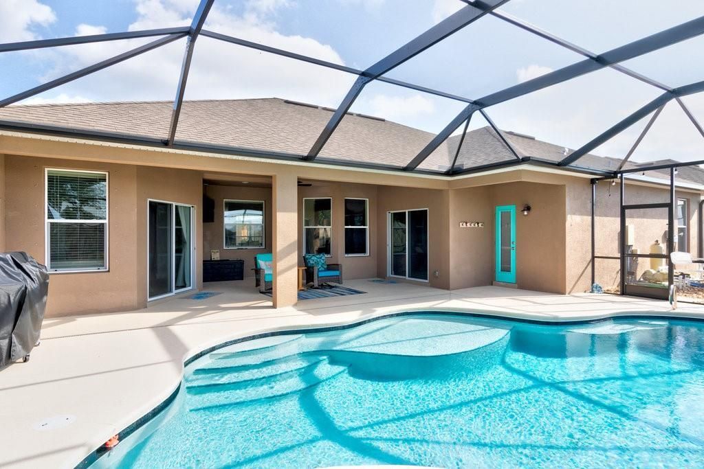 Recently Sold: $499,000 (4 beds, 3 baths, 2584 Square Feet)