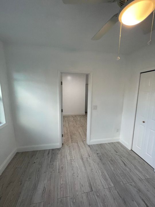 Recently Rented: $1,100 (1 beds, 1 baths, 325 Square Feet)