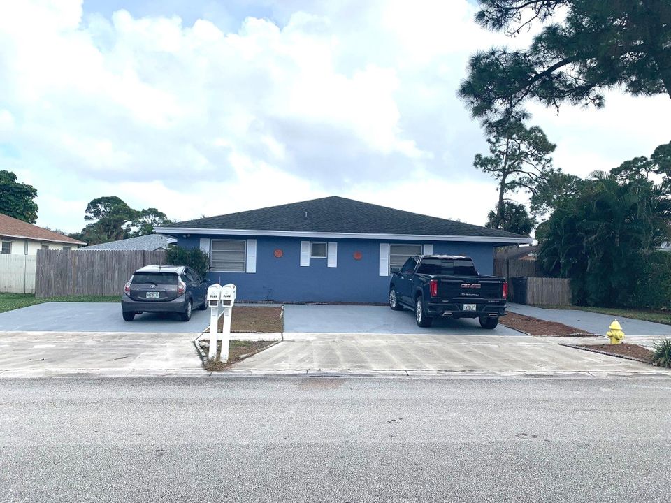 Recently Sold: $449,000 (0 beds, 0 baths, 2372 Square Feet)
