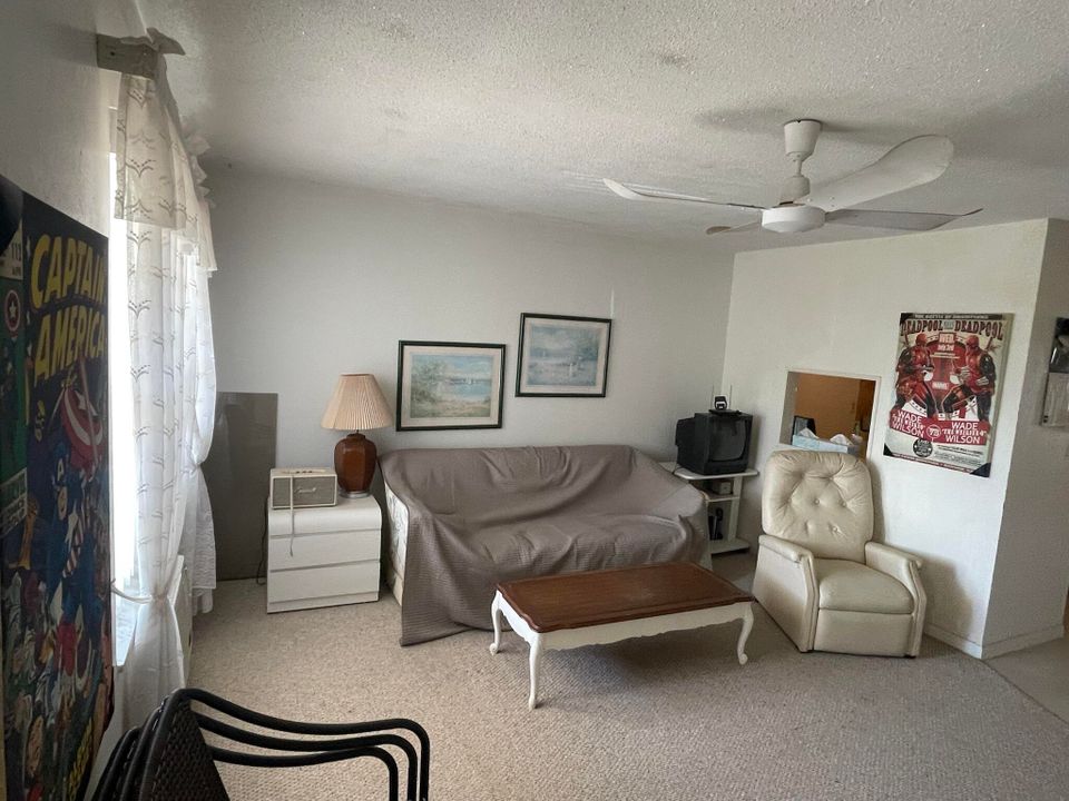 Recently Sold: $110,000 (1 beds, 1 baths, 650 Square Feet)