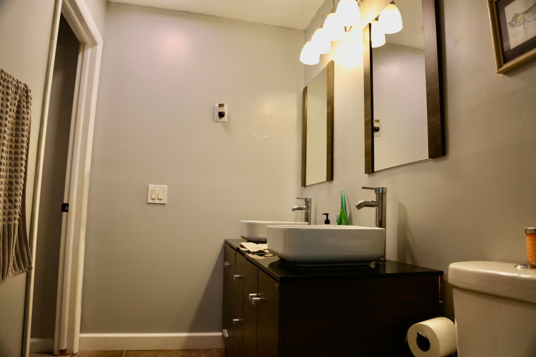 Недавно арендовано: $3,000 (4 спален, 2 ванн, 960 Квадратных фут)