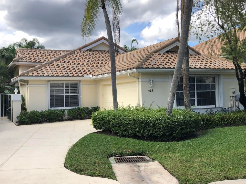 Recently Sold: $800,000 (3 beds, 2 baths, 2003 Square Feet)
