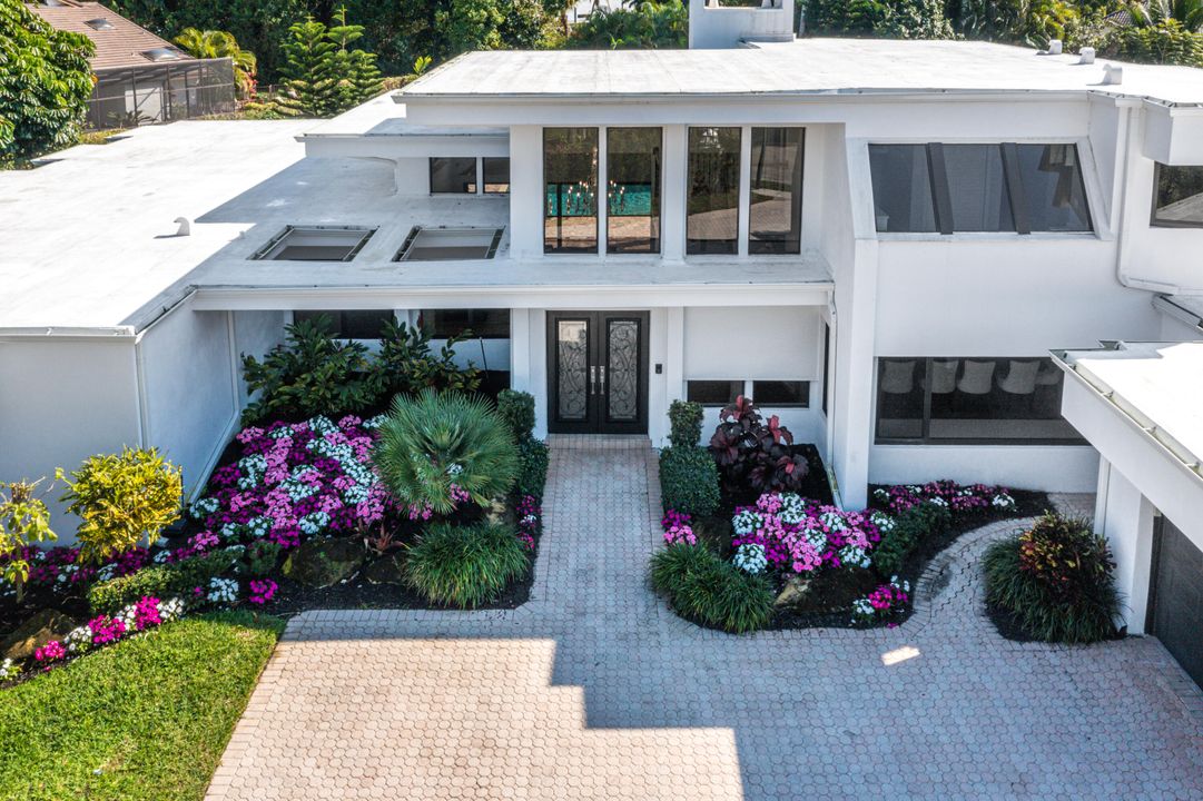 Recientemente alquilado: $19,500 (6 camas, 5 baños, 4660 Pies cuadrados)