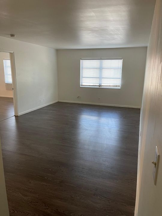 Recently Sold: $1,550 (1 beds, 1 baths, 750 Square Feet)