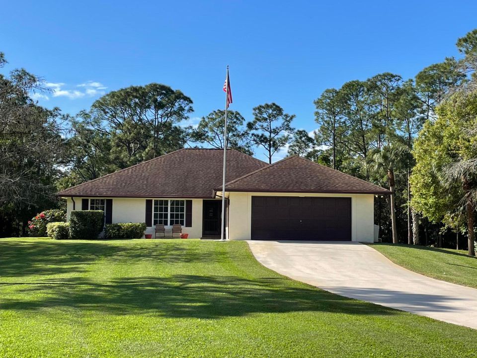 Recently Sold: $595,000 (4 beds, 2 baths, 1893 Square Feet)