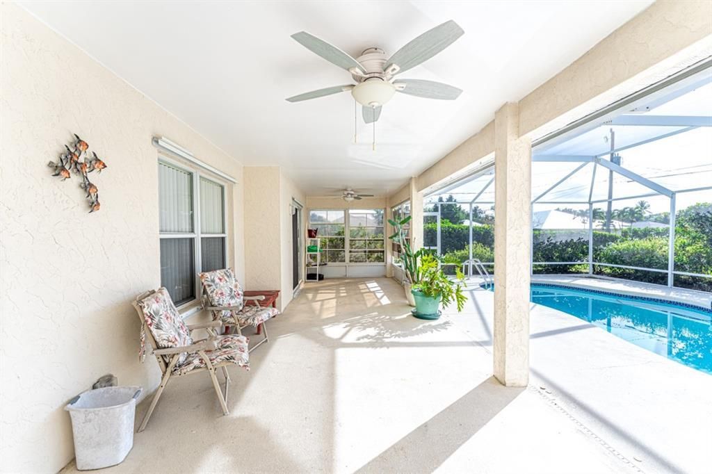 Recently Sold: $435,000 (4 beds, 2 baths, 1851 Square Feet)