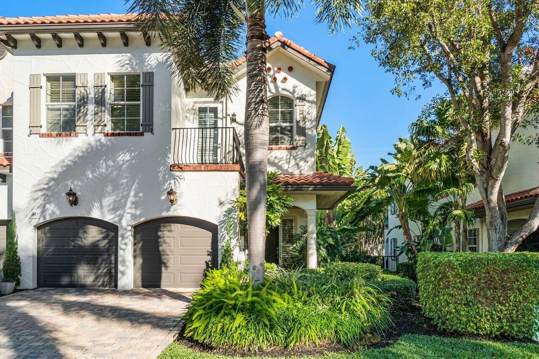 Vendido Recientemente: $1,250,000 (3 camas, 3 baños, 2884 Pies cuadrados)