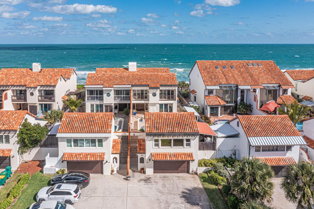 Recently Sold: $1,500,000 (3 beds, 3 baths, 2904 Square Feet)