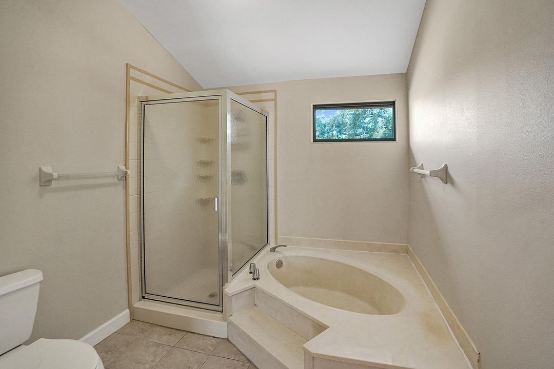 Недавно продано: $389,000 (3 спален, 2 ванн, 1750 Квадратных фут)