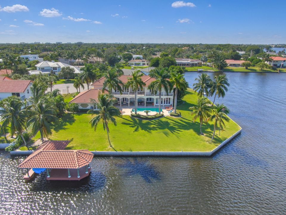 Recently Rented: $15,000 (5 beds, 5 baths, 5025 Square Feet)