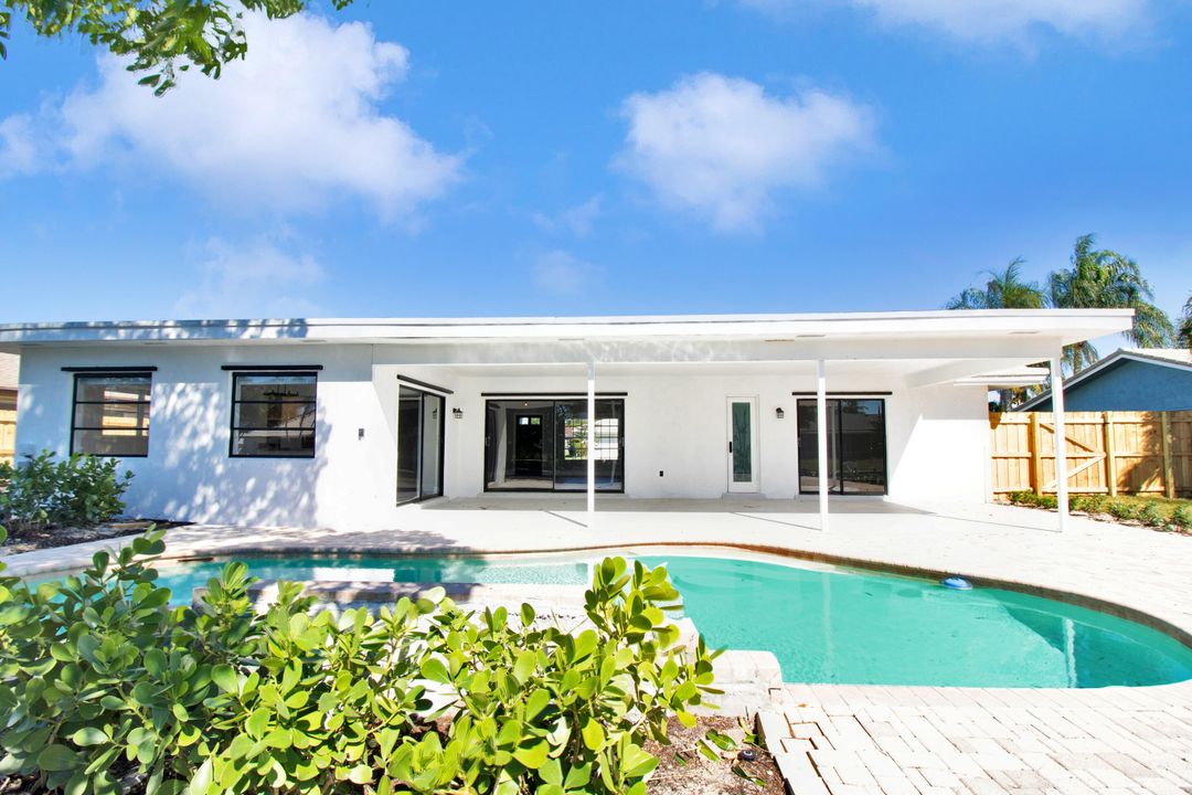 最近租的: $5,000 (3 贝兹, 2 浴室, 1547 平方英尺)