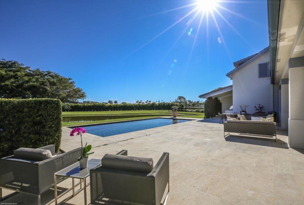 Recently Sold: $15,500,000 (4 beds, 3 baths, 3521 Square Feet)