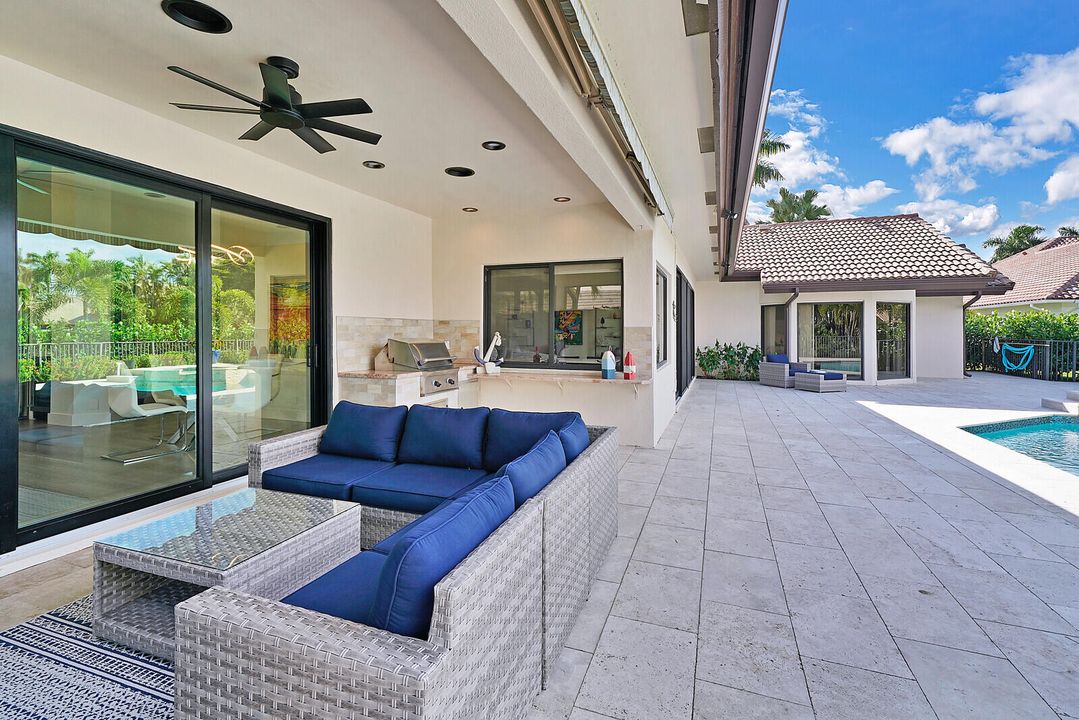 Recently Sold: $1,495,000 (3 beds, 3 baths, 3440 Square Feet)