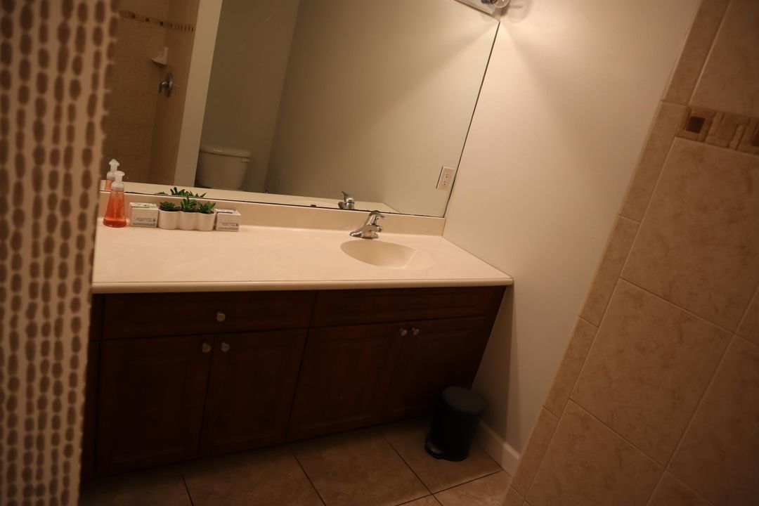 Недавно арендовано: $2,750 (3 спален, 2 ванн, 1828 Квадратных фут)