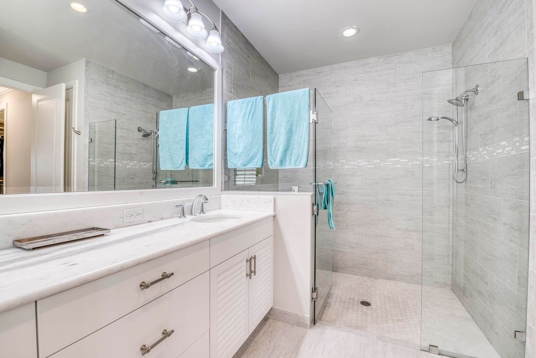 Recently Sold: $1,599,000 (3 beds, 2 baths, 2618 Square Feet)