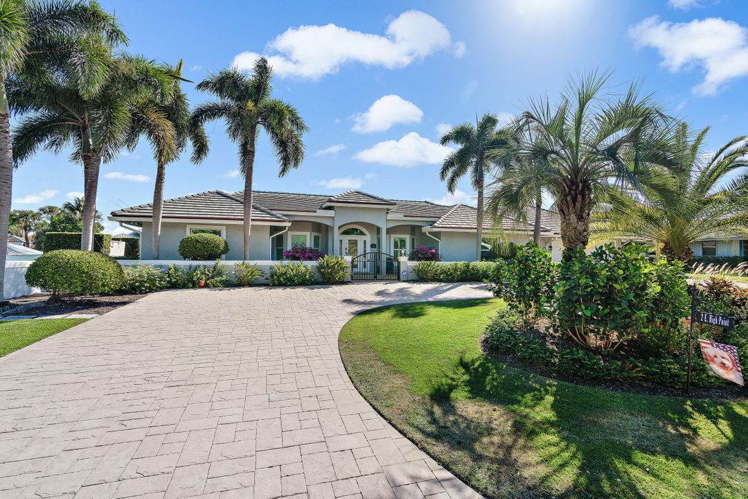 Recently Sold: $2,500,000 (4 beds, 4 baths, 3398 Square Feet)