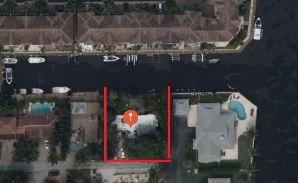 Recently Sold: $900,000 (3 beds, 2 baths, 1319 Square Feet)