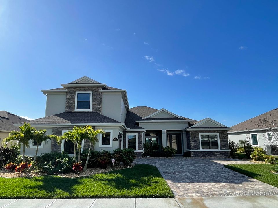 Recently Sold: $1,275,000 (5 beds, 4 baths, 3854 Square Feet)