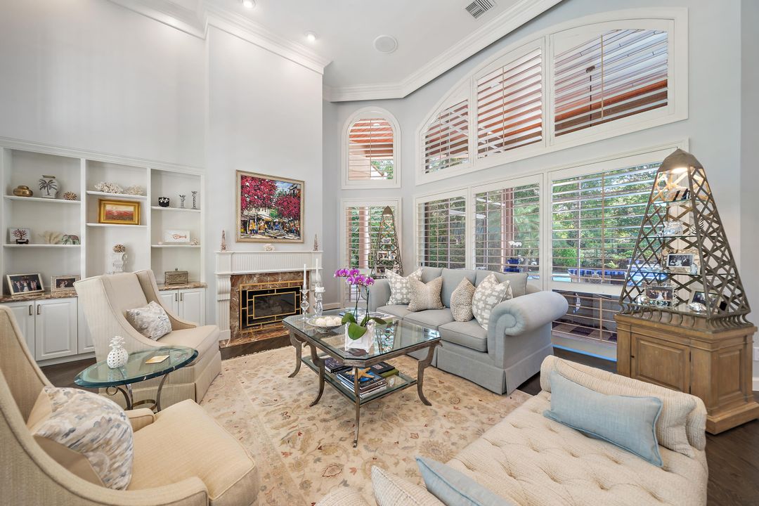 Recently Sold: $3,350,000 (4 beds, 5 baths, 6670 Square Feet)