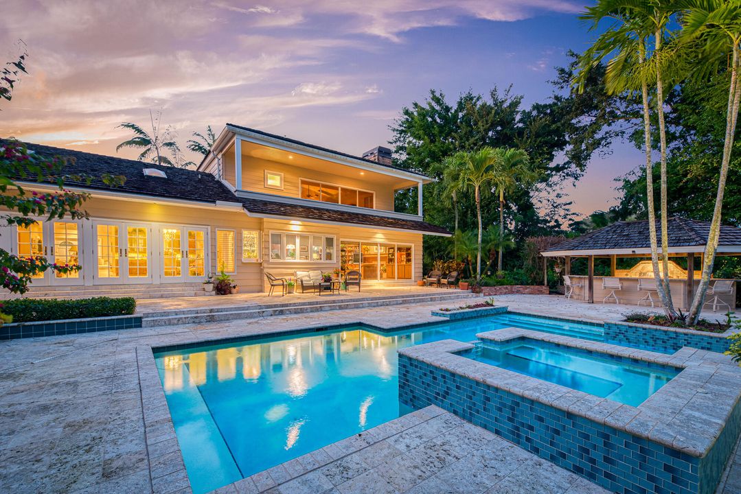 Recently Sold: $1,800,000 (4 beds, 5 baths, 4793 Square Feet)