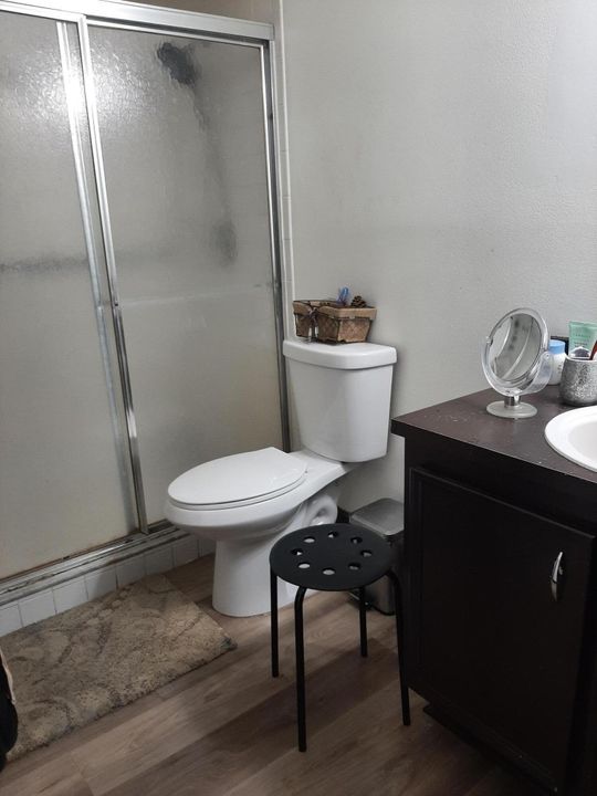 Recently Sold: $194,000 (2 beds, 2 baths, 1070 Square Feet)