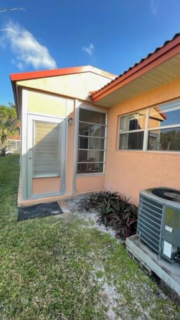Recently Sold: $149,000 (2 beds, 2 baths, 856 Square Feet)