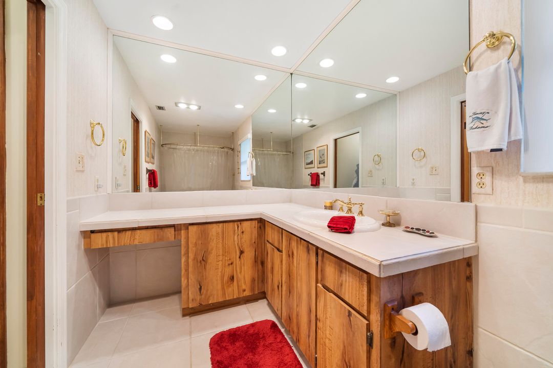 Недавно продано: $3,500,000 (0 спален, 0 ванн, 0 Квадратных фут)